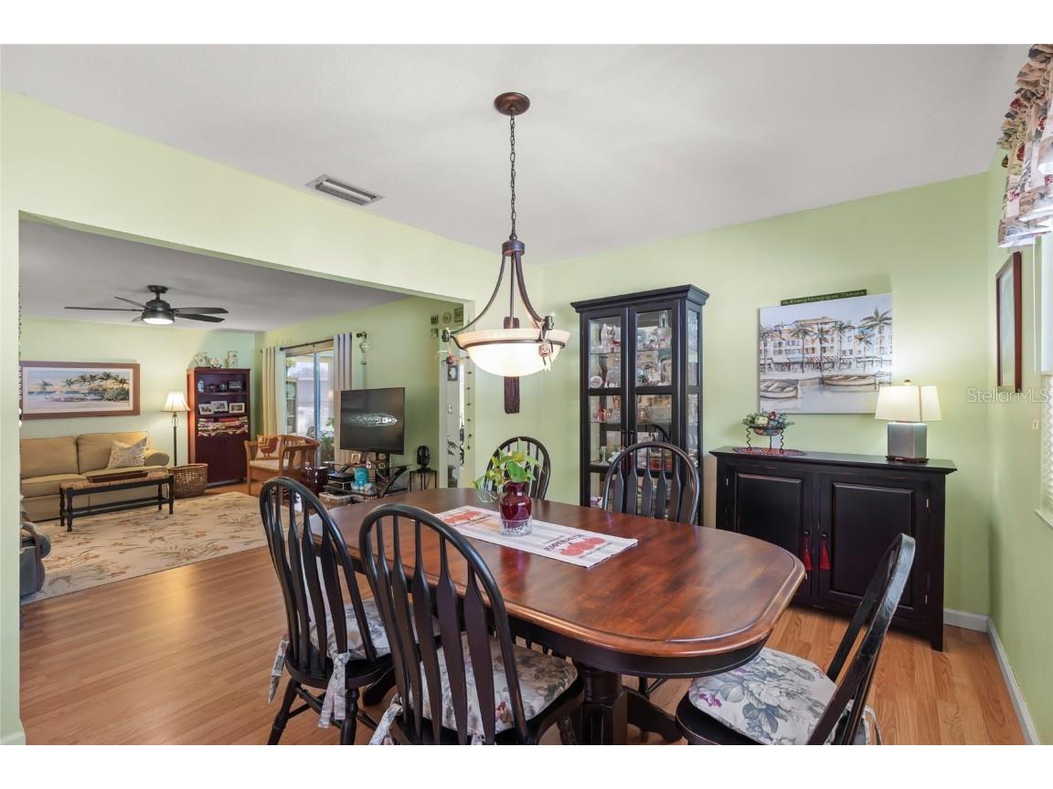 1325 Glen Oaks Drive E #133 Sarasota FL 34232 A4668597 image15