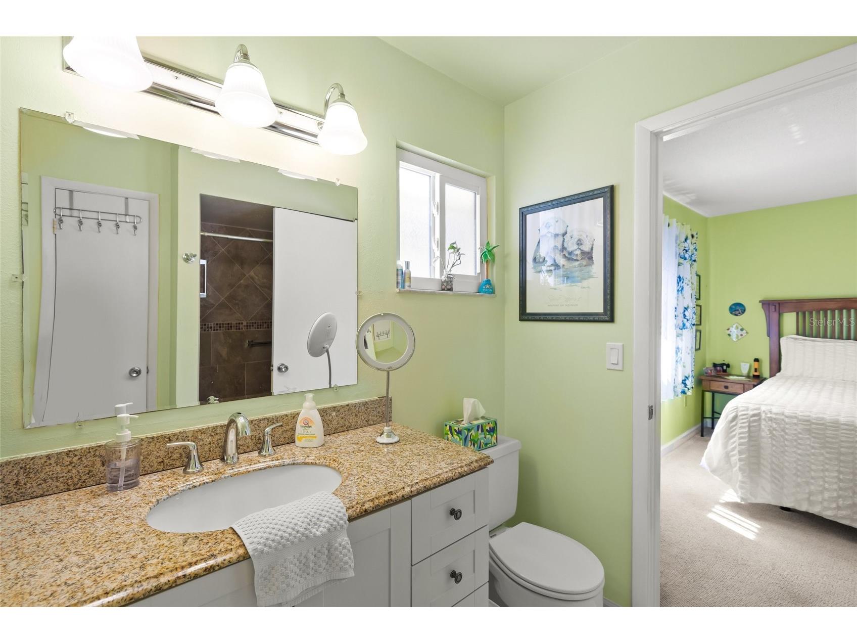 1325 Glen Oaks Drive E #133 Sarasota FL 34232 A4696277 image24