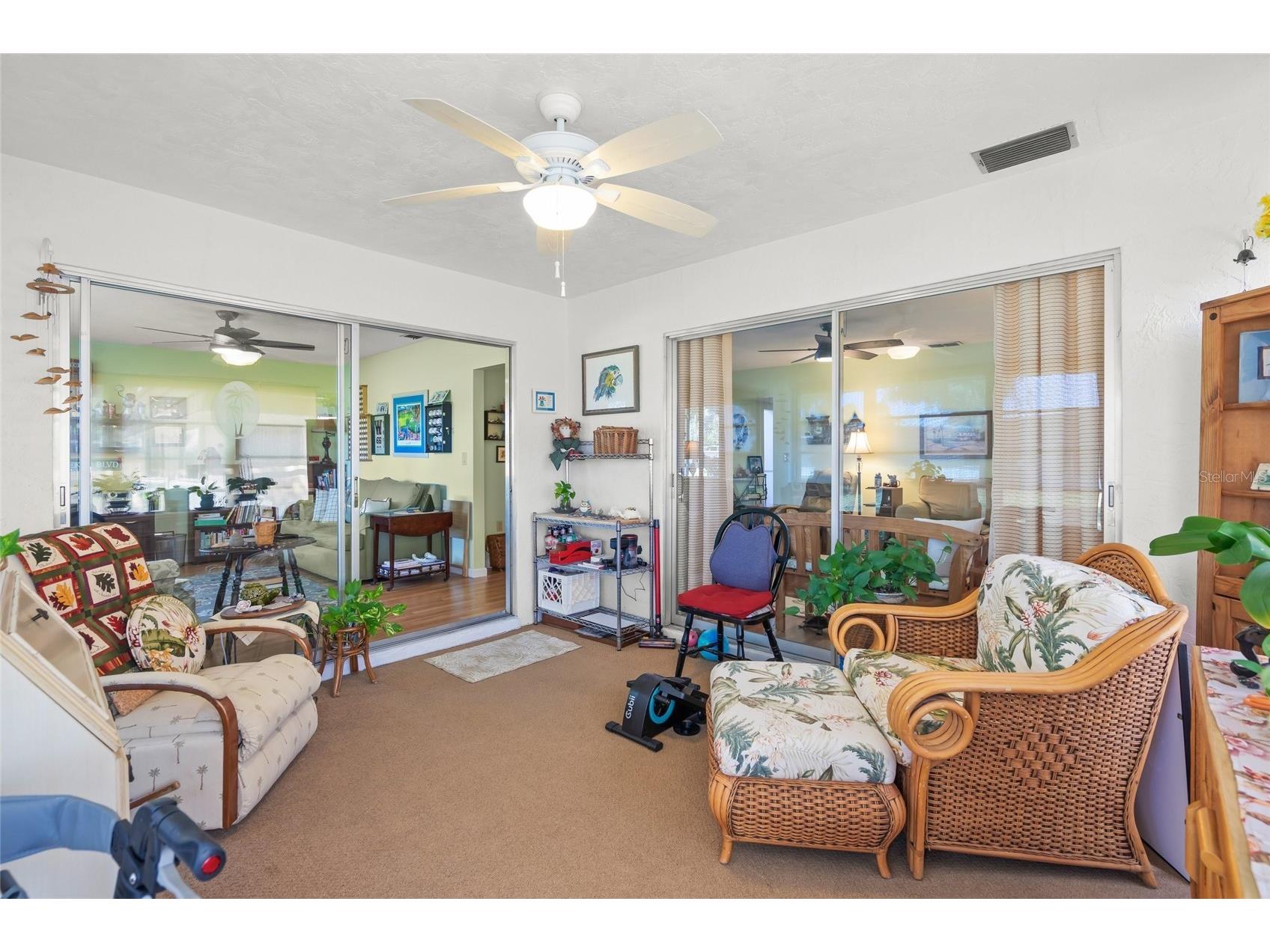 1325 Glen Oaks Drive E #133 Sarasota FL 34232 A4696277 image30