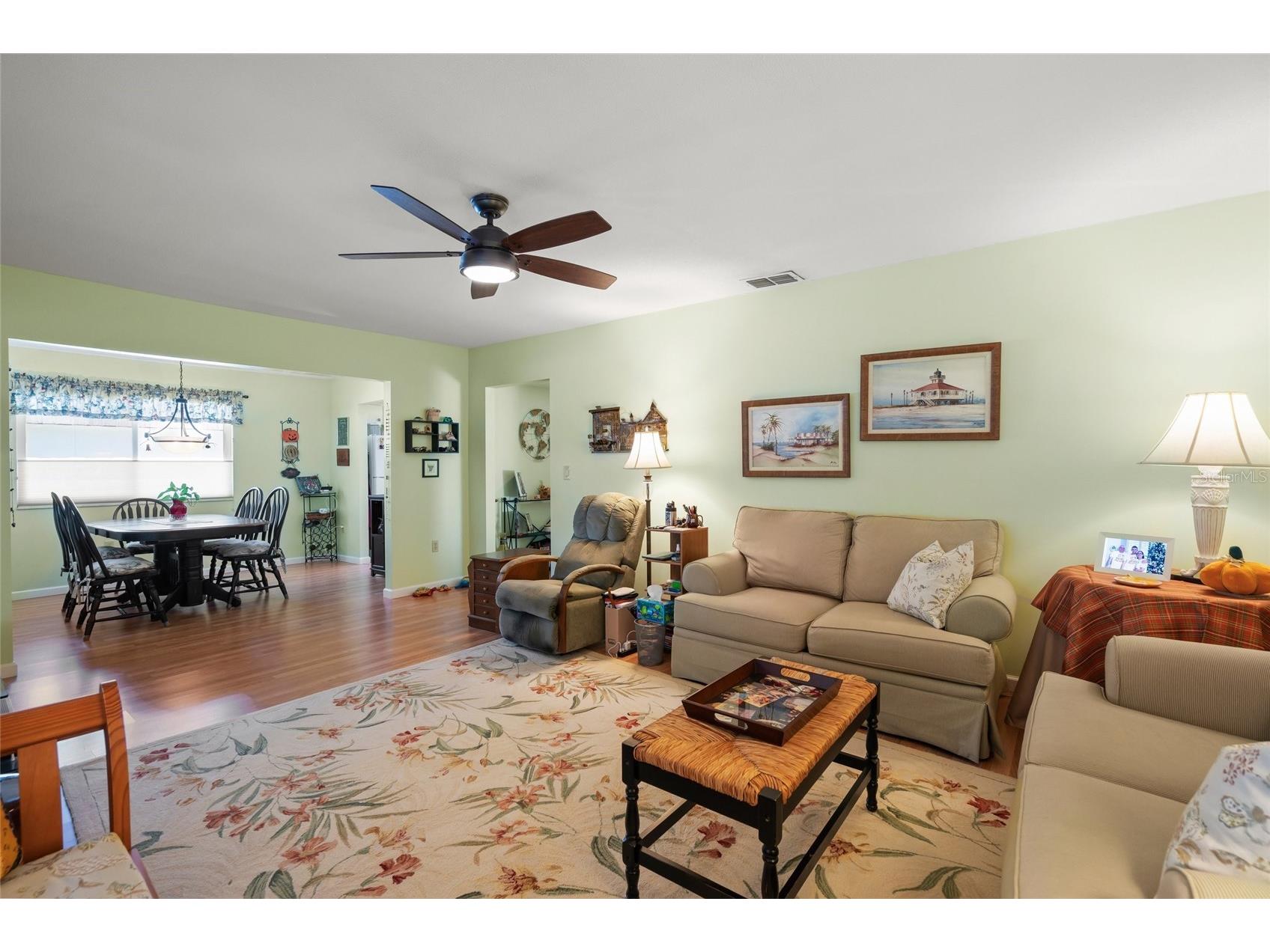 1325 Glen Oaks Drive E #133 Sarasota FL 34232 A4696277 image4
