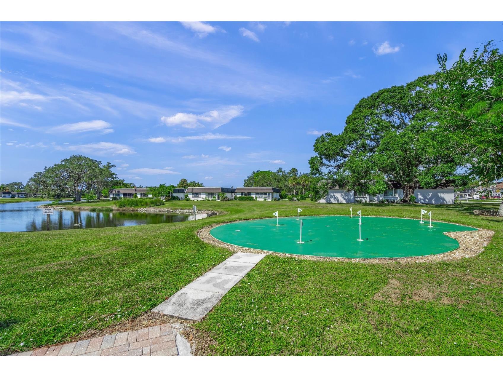 1325 Glen Oaks Drive E #133 Sarasota FL 34232 A4696277 image40