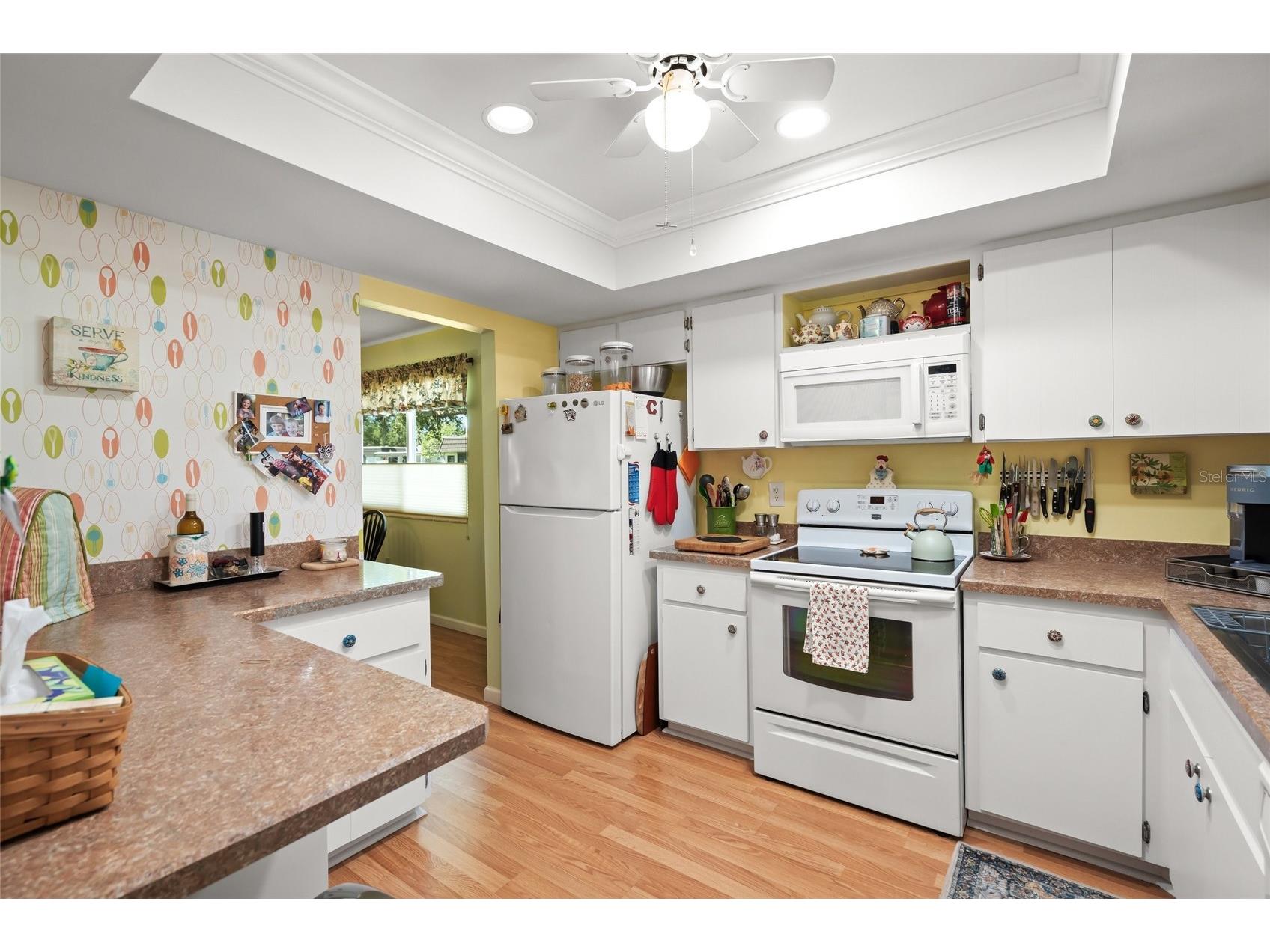 1325 Glen Oaks Drive E #133 Sarasota FL 34232 A4696277 image9