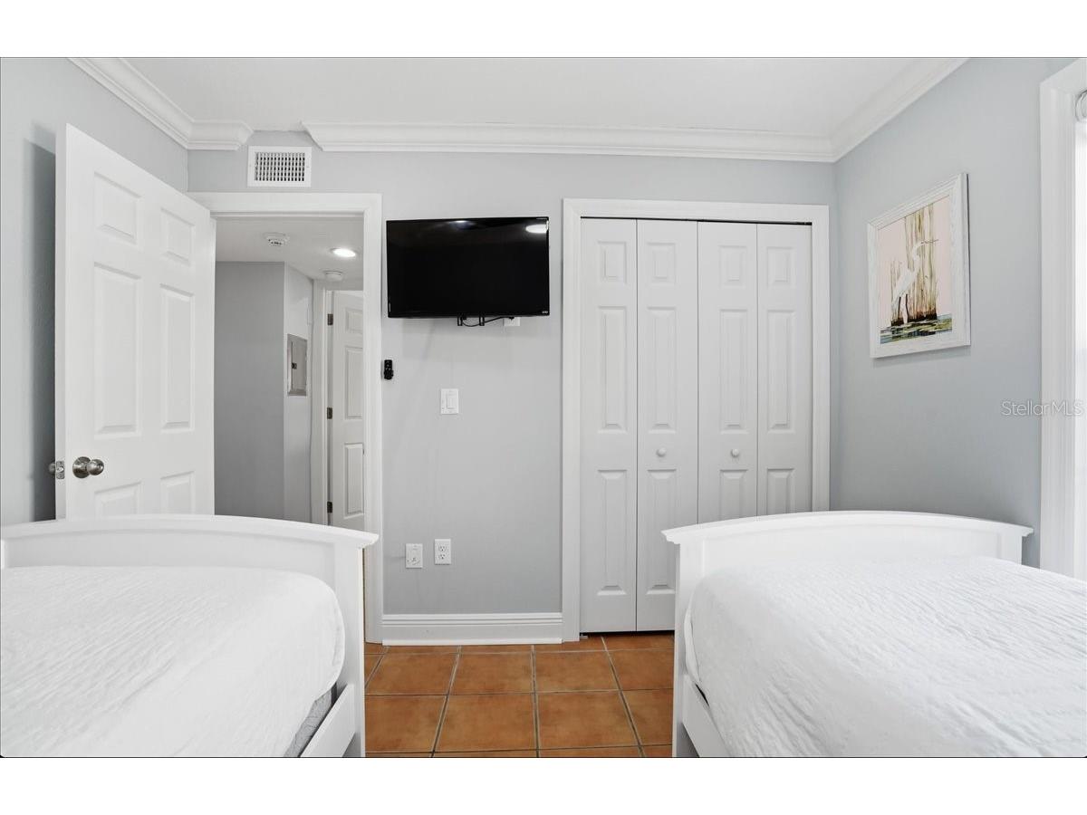 1325 Gulf Drive N #125 Holmes Beach FL 34217 A4683810 image31