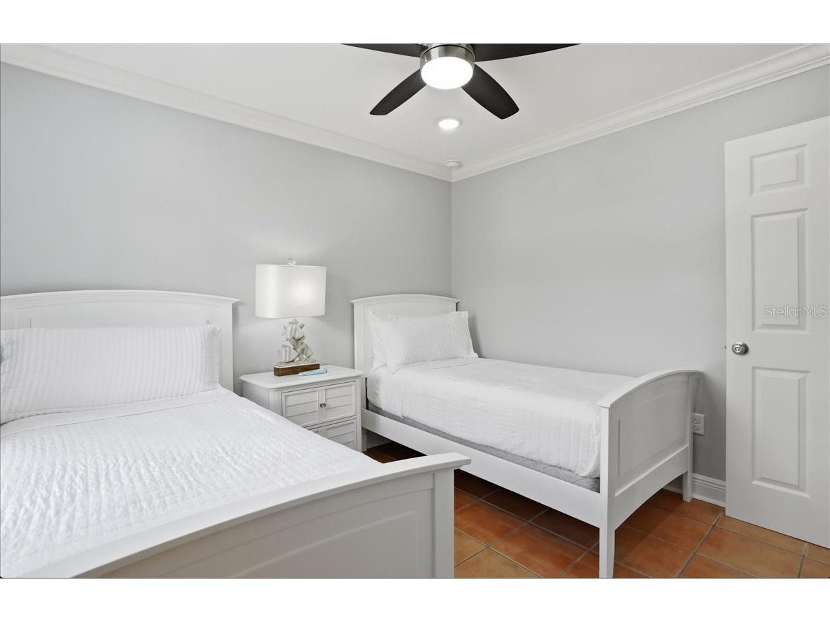 1325 Gulf Drive N #125 Holmes Beach FL 34217 A4683810 image32