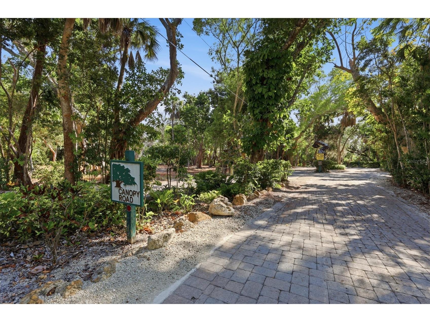 1325 Hidden Harbor Way Sarasota FL 34242 O6422033 image10