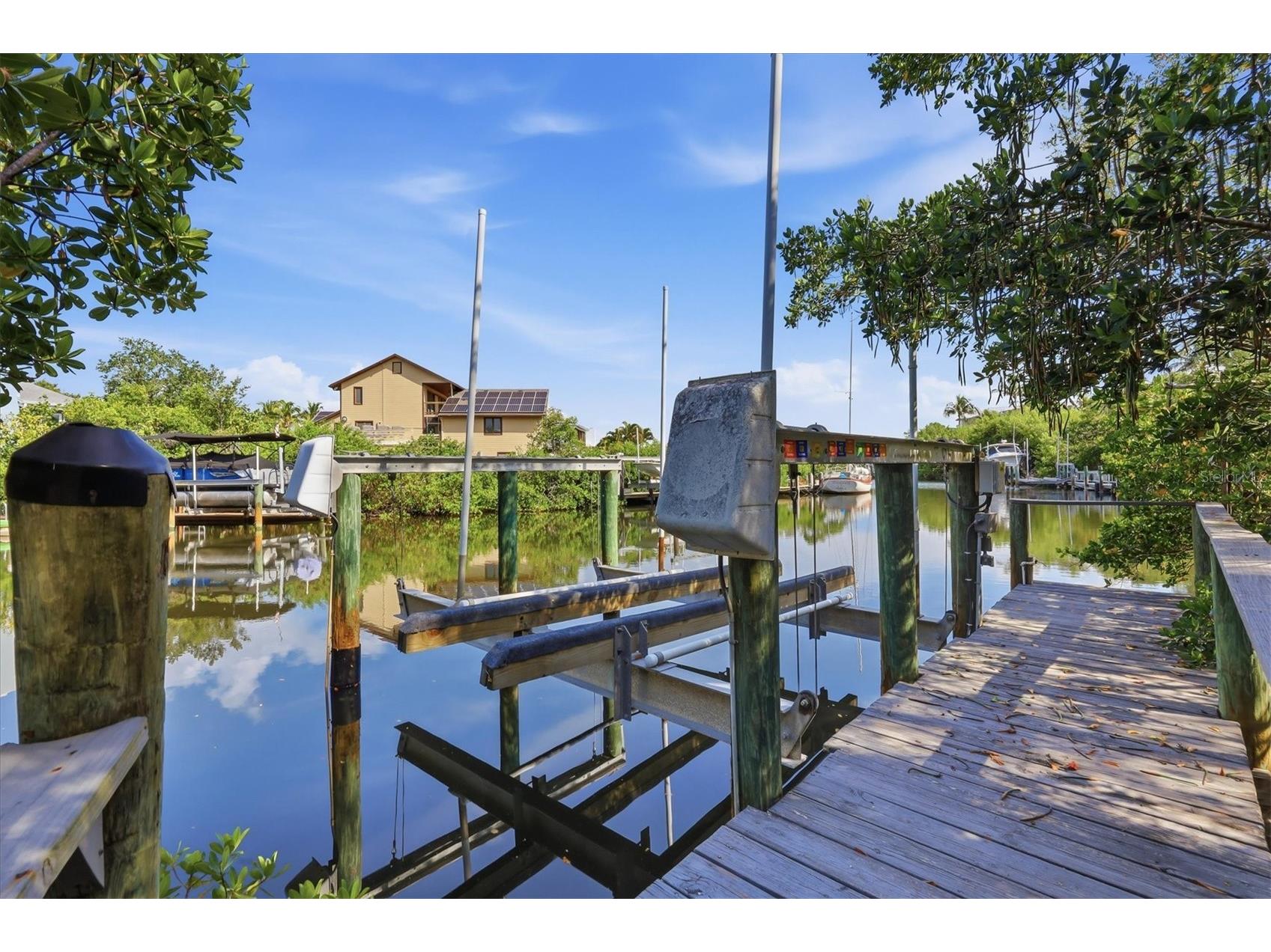 1325 Hidden Harbor Way Sarasota FL 34242 O6422033 image18