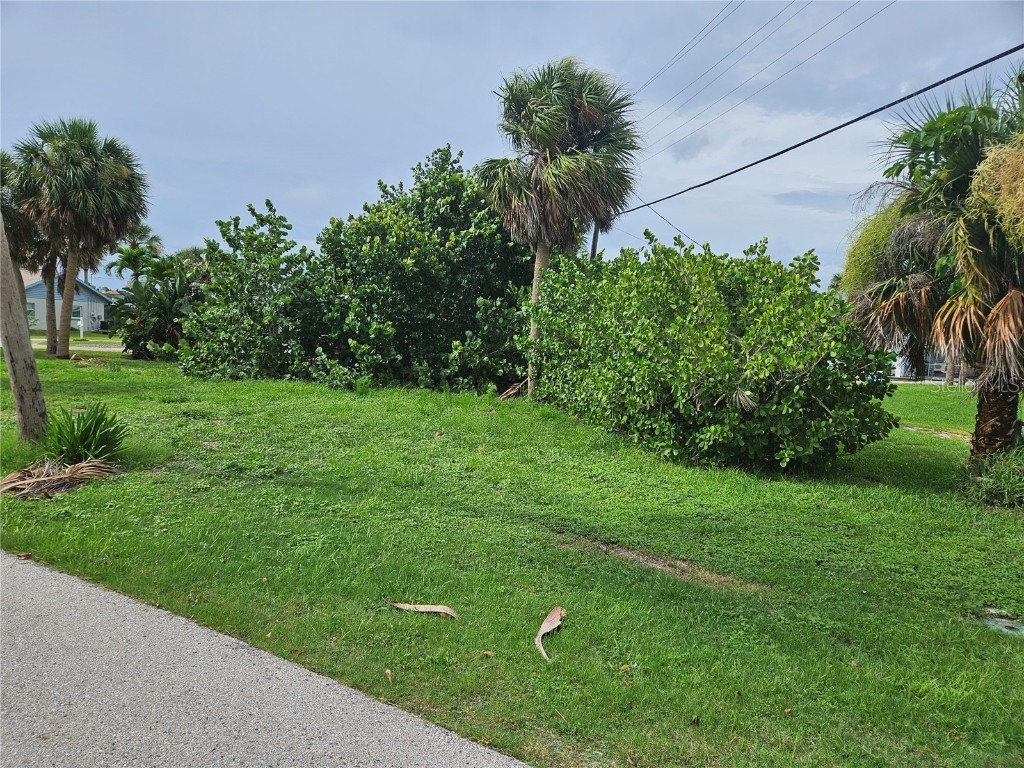 1325 Holiday Drive Englewood FL 34223 D6137351 image11