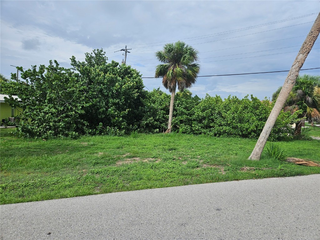 1325 Holiday Drive Englewood FL 34223 D6137351 image9