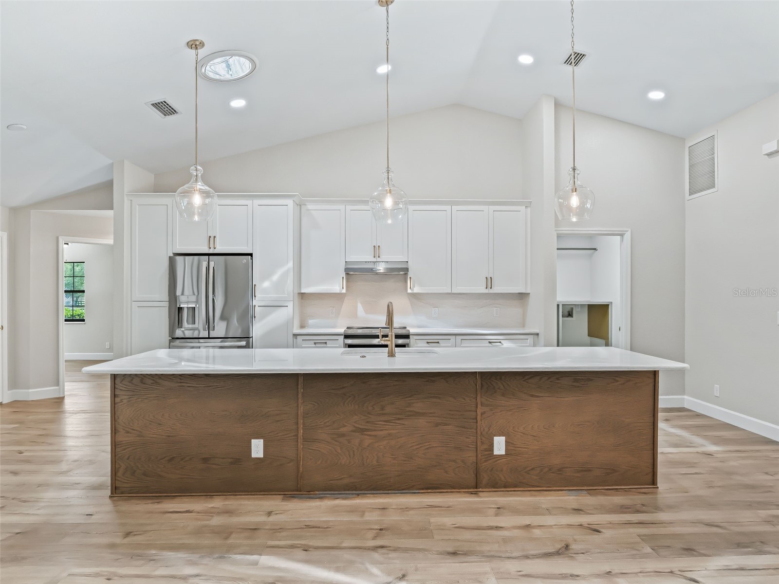 1325 NW 73rd Terrace Ocala FL 34482 OM723678 image16
