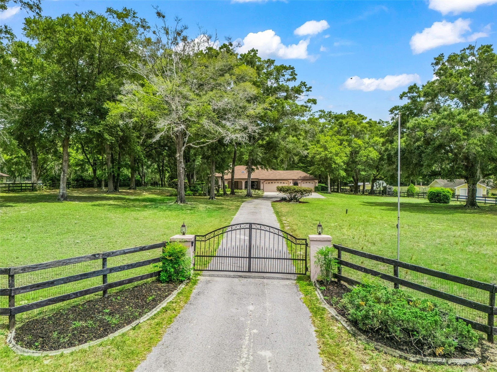 1325 NW 73rd Terrace Ocala FL 34482 OM723678 image4