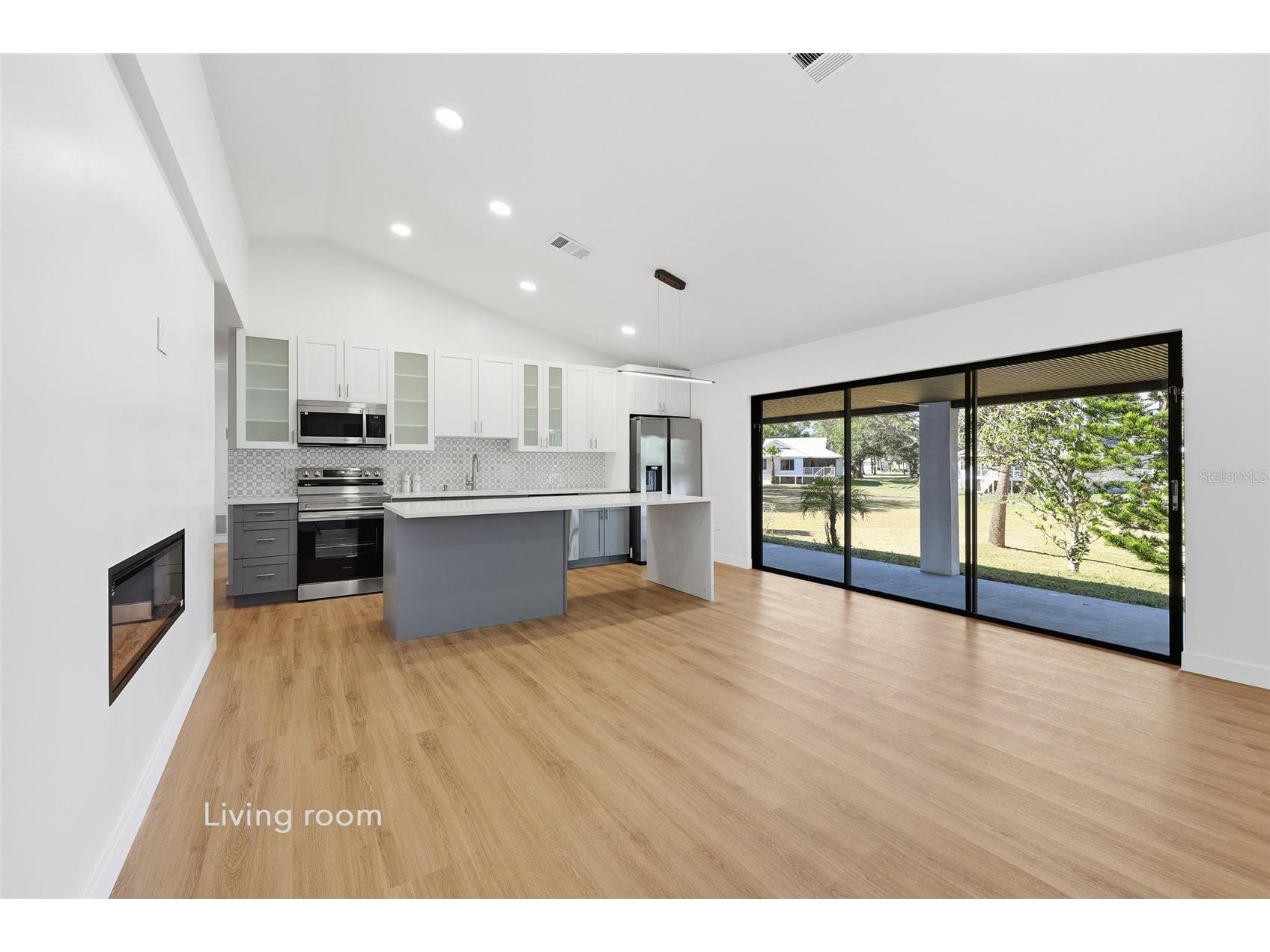 1325 Riverside Drive Tarpon Springs FL 34689 TB8474202 image11