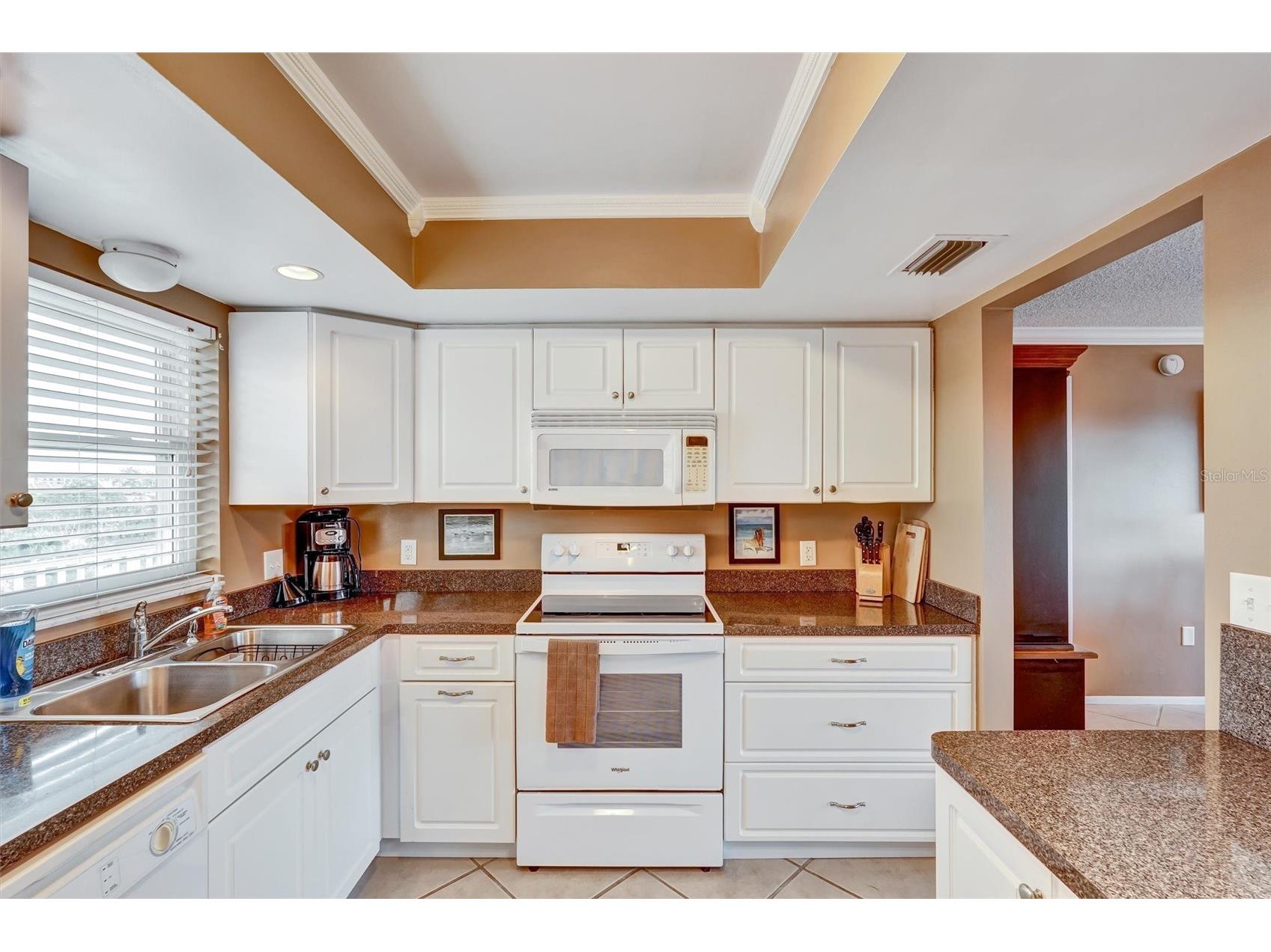 1325 S Portofino Drive #309 Sarasota FL 34242 - SARASOTA BAY A4670545 image5