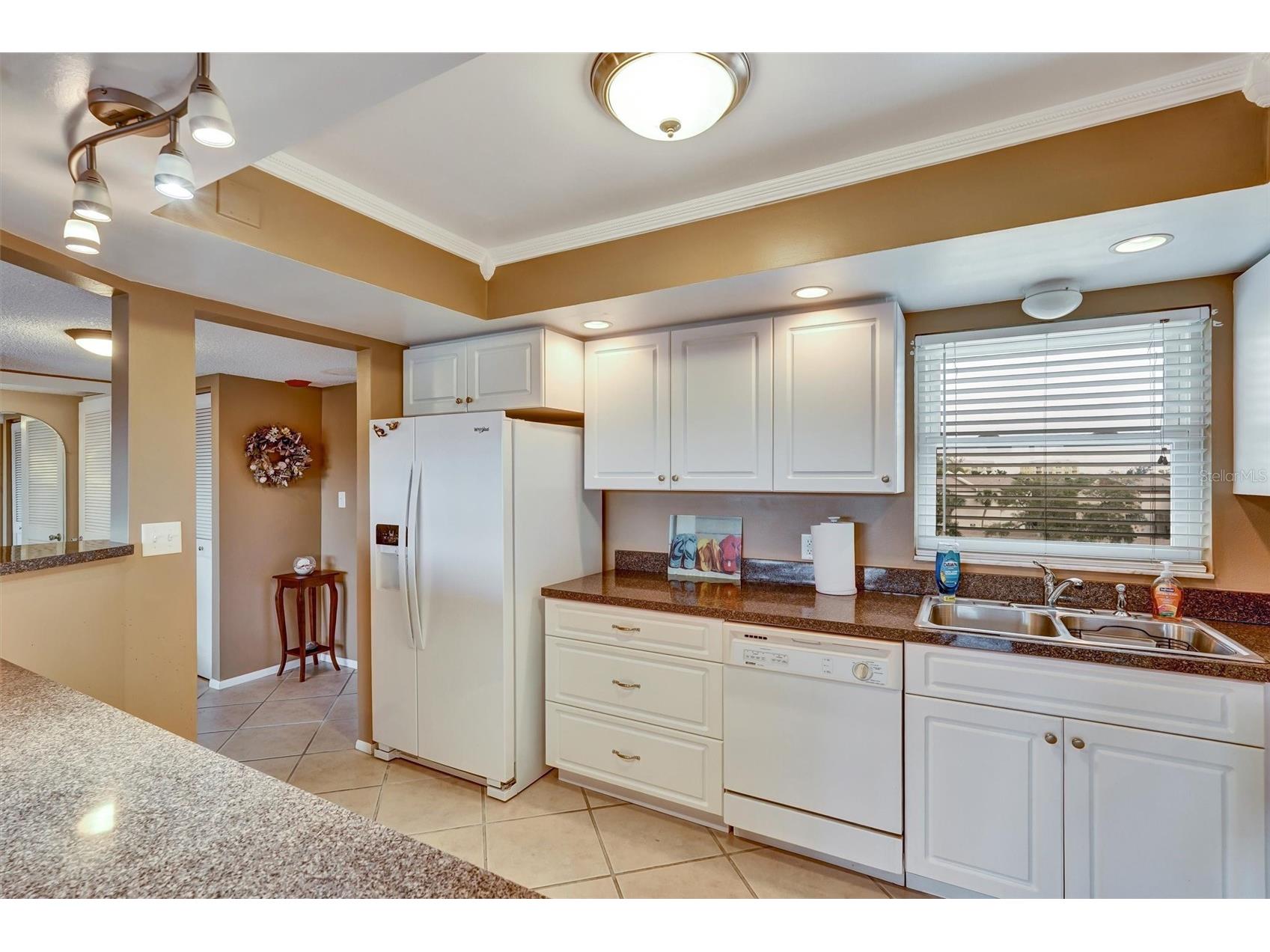 1325 S Portofino Drive #309 Sarasota FL 34242 - SARASOTA BAY A4670545 image6