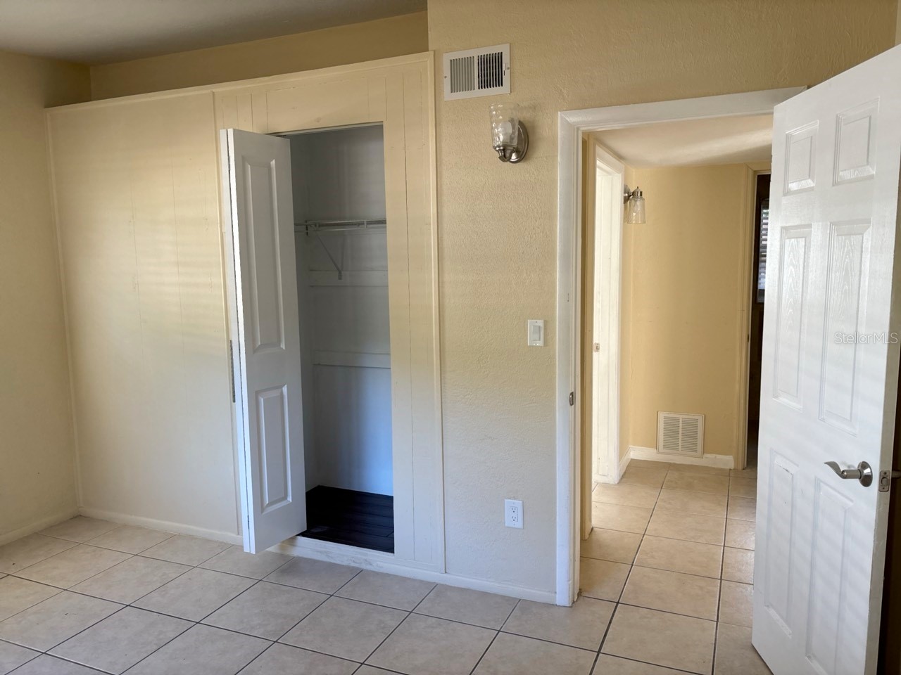 1325 Sandy Lane Clearwater FL 33755 TB8473811 image5