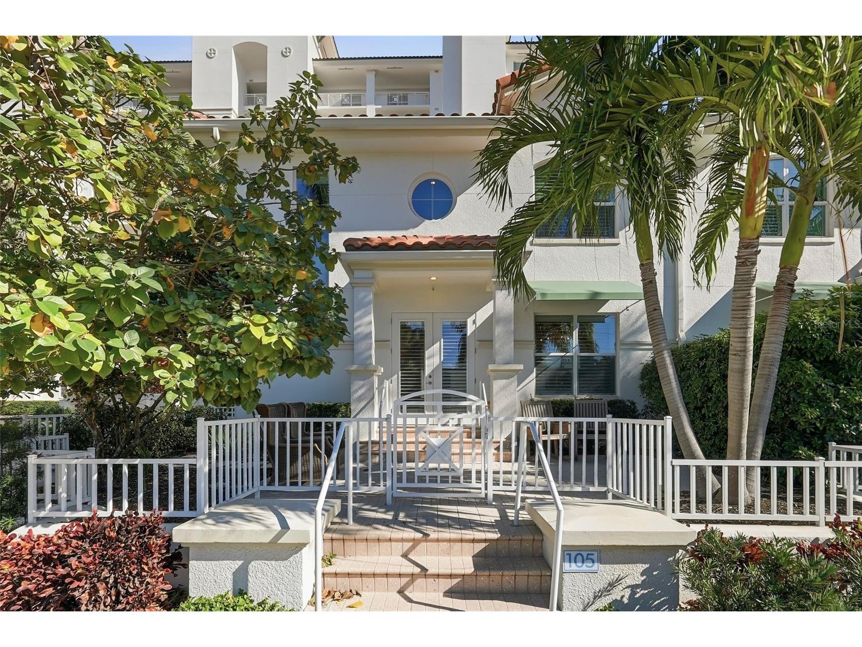 1325 Snell Isle Boulevard NE #105 Saint Petersburg FL 33704 TB8468602 image1