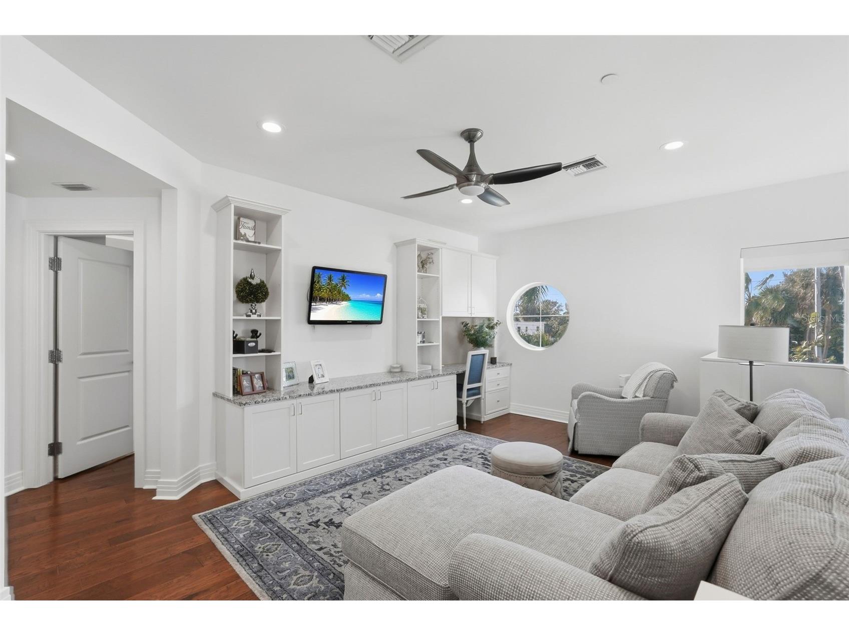 1325 Snell Isle Boulevard NE #105 Saint Petersburg FL 33704 TB8468602 image24