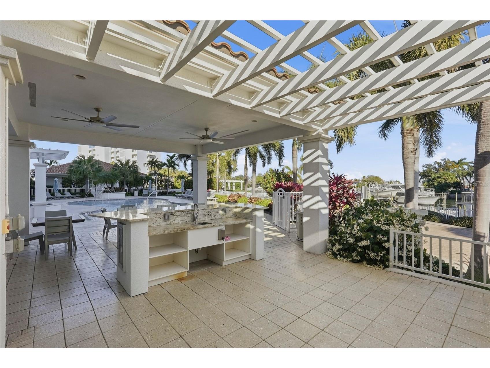 1325 Snell Isle Boulevard NE #105 Saint Petersburg FL 33704 TB8468602 image50