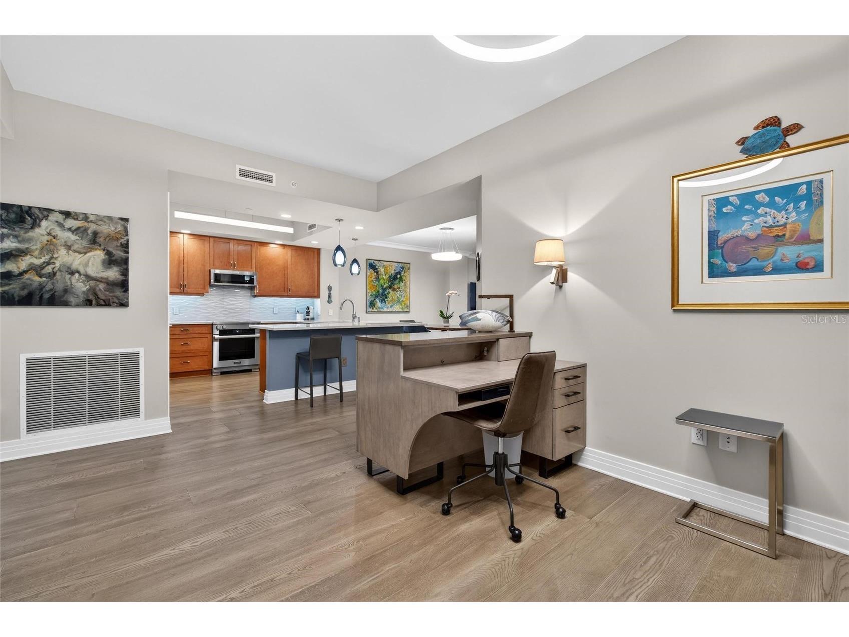 1325 Snell Isle Boulevard NE #302 Saint Petersburg FL 33704 TB8467931 image16