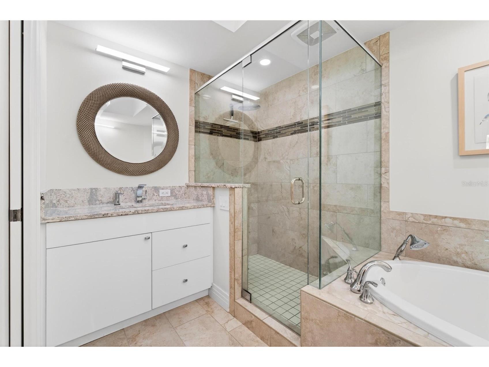 1325 Snell Isle Boulevard NE #302 Saint Petersburg FL 33704 TB8467931 image21