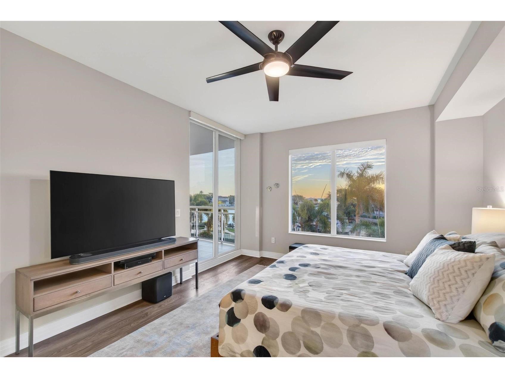 1325 Snell Isle Boulevard NE #302 Saint Petersburg FL 33704 TB8467931 image23