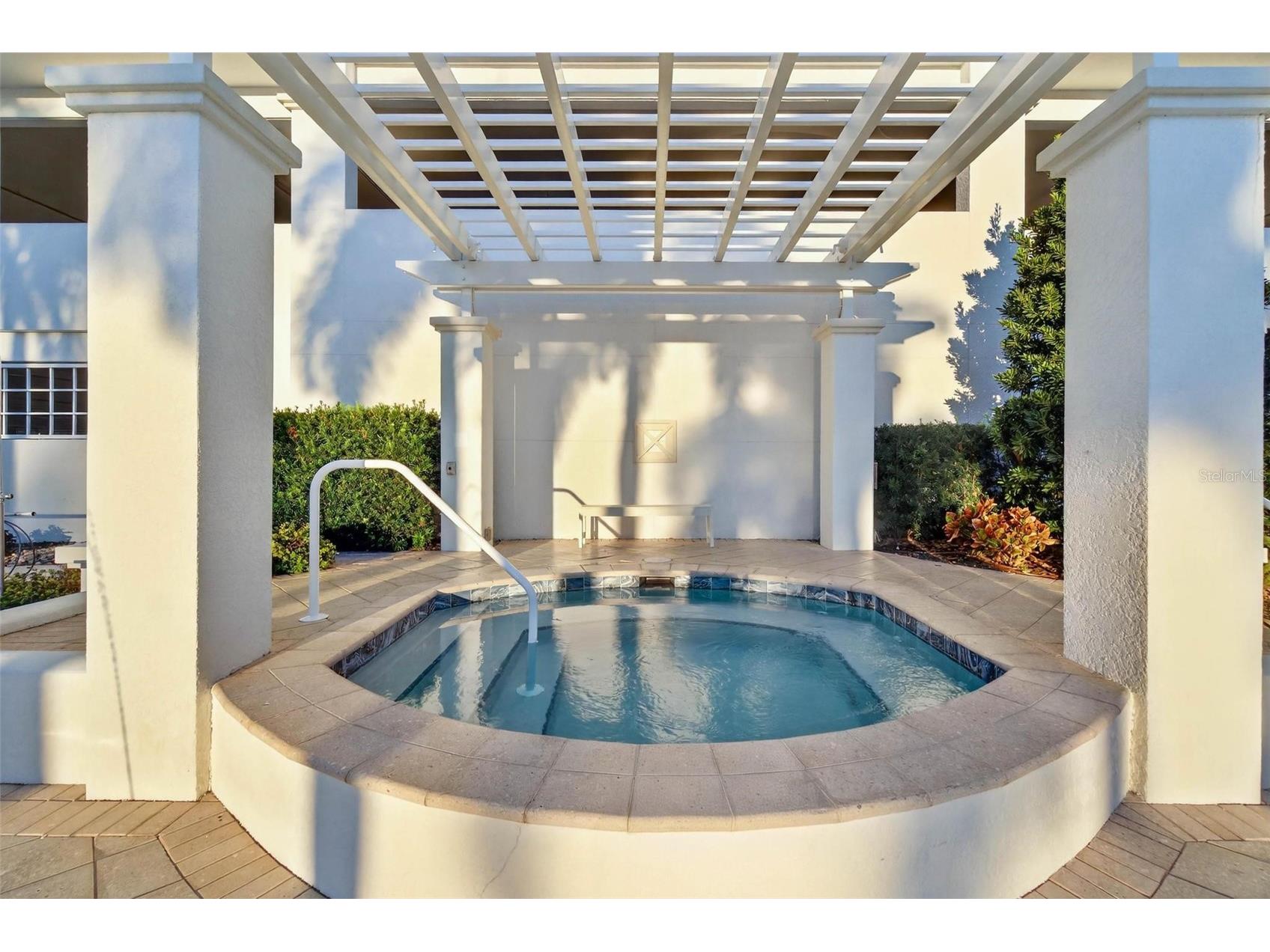 1325 Snell Isle Boulevard NE #302 Saint Petersburg FL 33704 TB8467931 image45