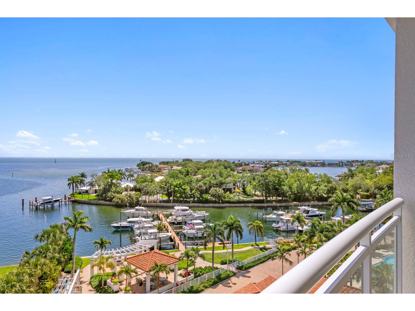 1325 Snell Isle Boulevard NE #709 Saint Petersburg FL 33704 - TAMPA BAY TB8493384 image1