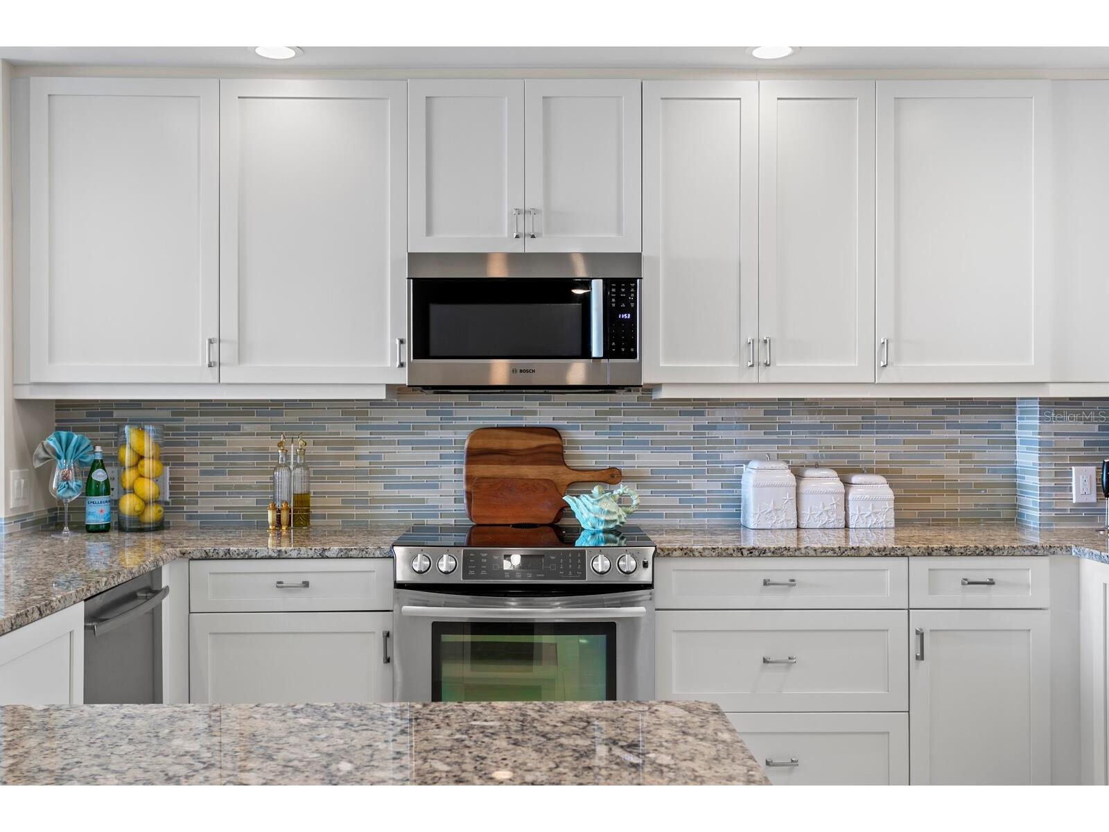 1325 Snell Isle Boulevard NE #709 Saint Petersburg FL 33704 - TAMPA BAY TB8493384 image16