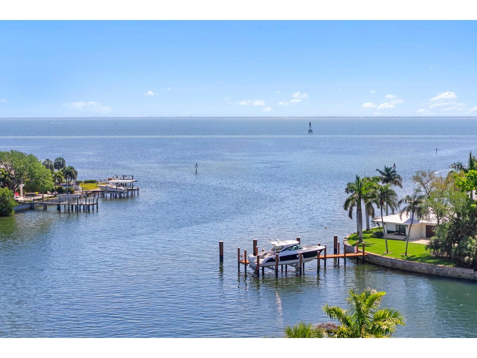 1325 Snell Isle Boulevard NE #709 Saint Petersburg FL 33704 - TAMPA BAY TB8493384 image4