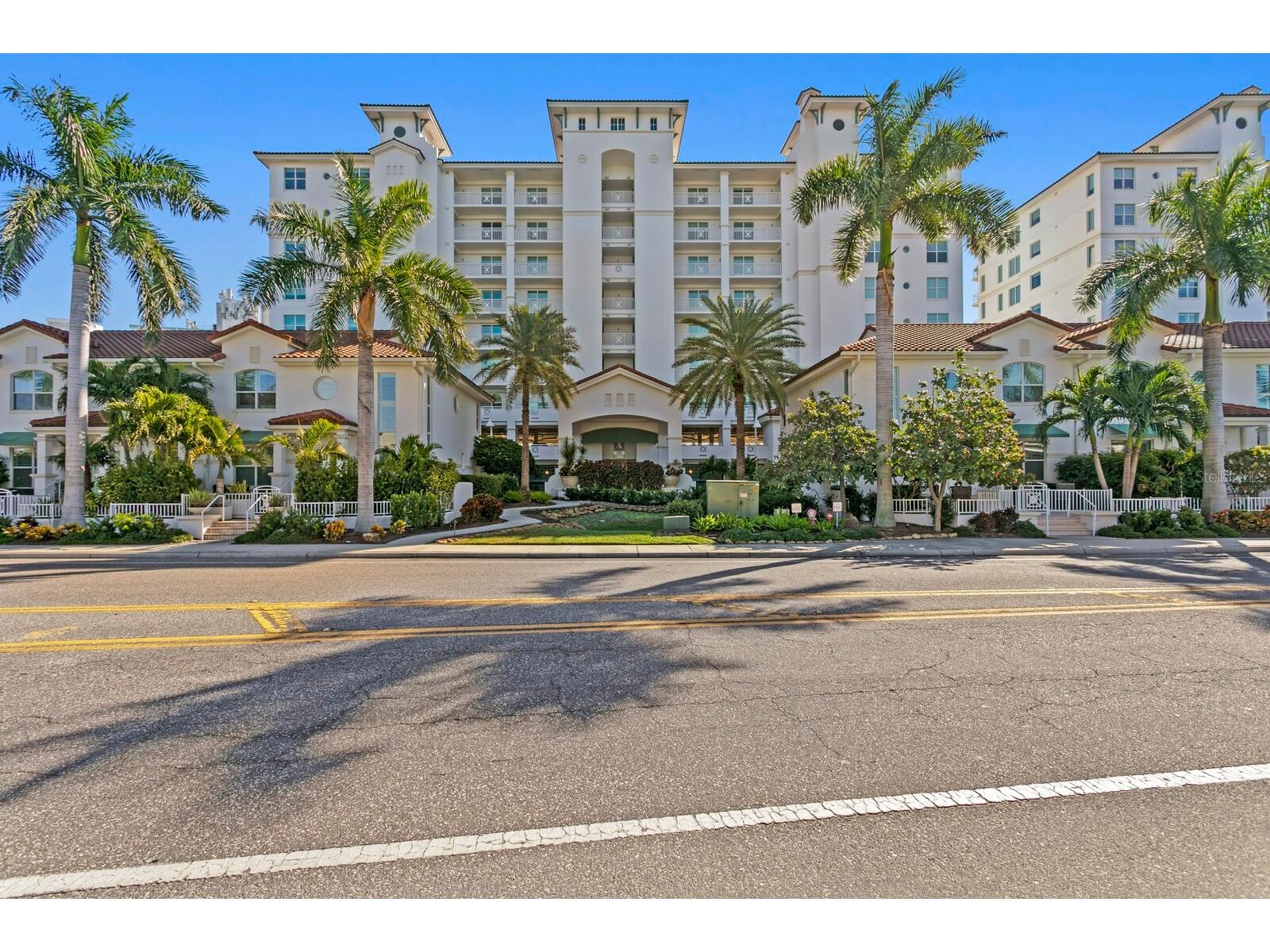 1325 Snell Isle Boulevard NE #709 Saint Petersburg FL 33704 - TAMPA BAY TB8493384 image57