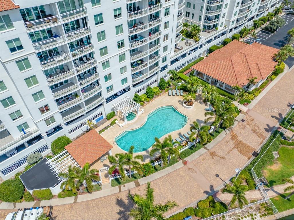 1325 Snell Isle Boulevard NE #810 Saint Petersburg FL 33704 TB8385328 image46