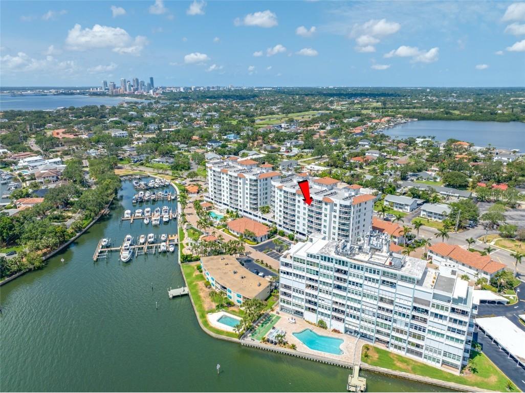 1325 Snell Isle Boulevard NE #810 Saint Petersburg FL 33704 TB8385328 image55