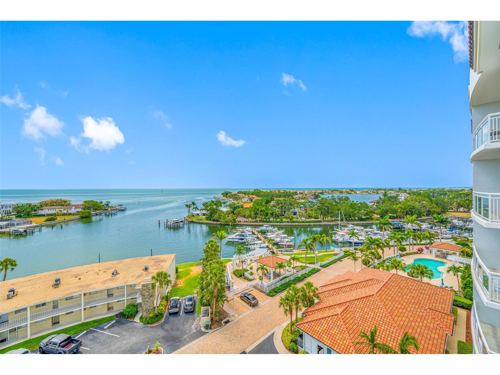 1325 Snell Isle Boulevard NE #810 Saint Petersburg FL 33704 TB8463384 image11