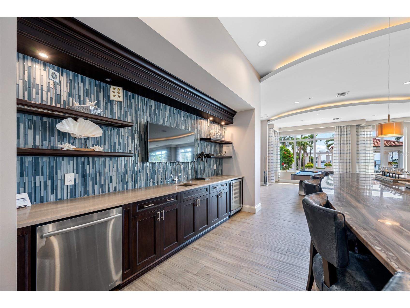 1325 Snell Isle Boulevard NE #810 Saint Petersburg FL 33704 TB8463384 image25