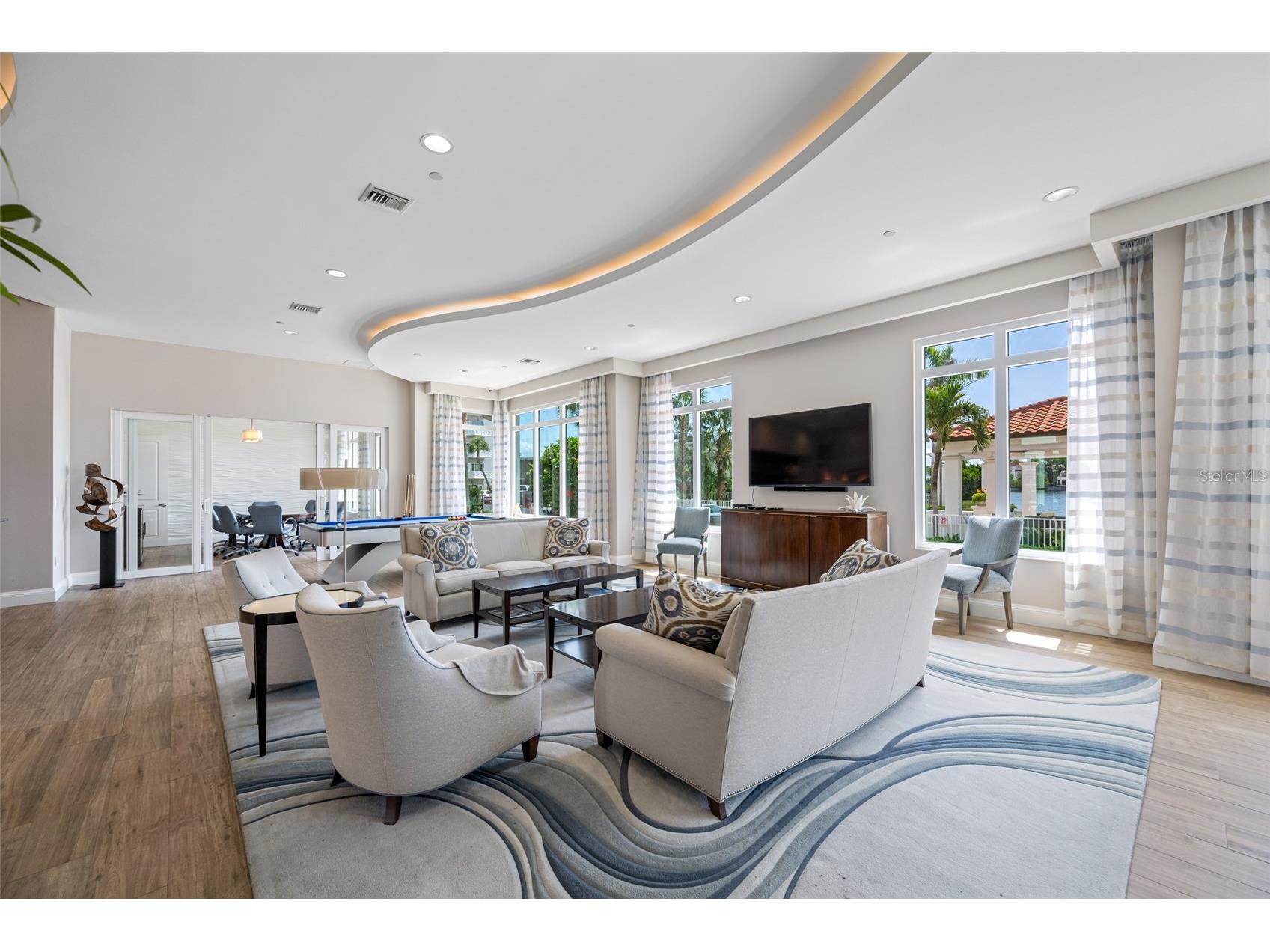 1325 Snell Isle Boulevard NE #810 Saint Petersburg FL 33704 TB8463384 image27