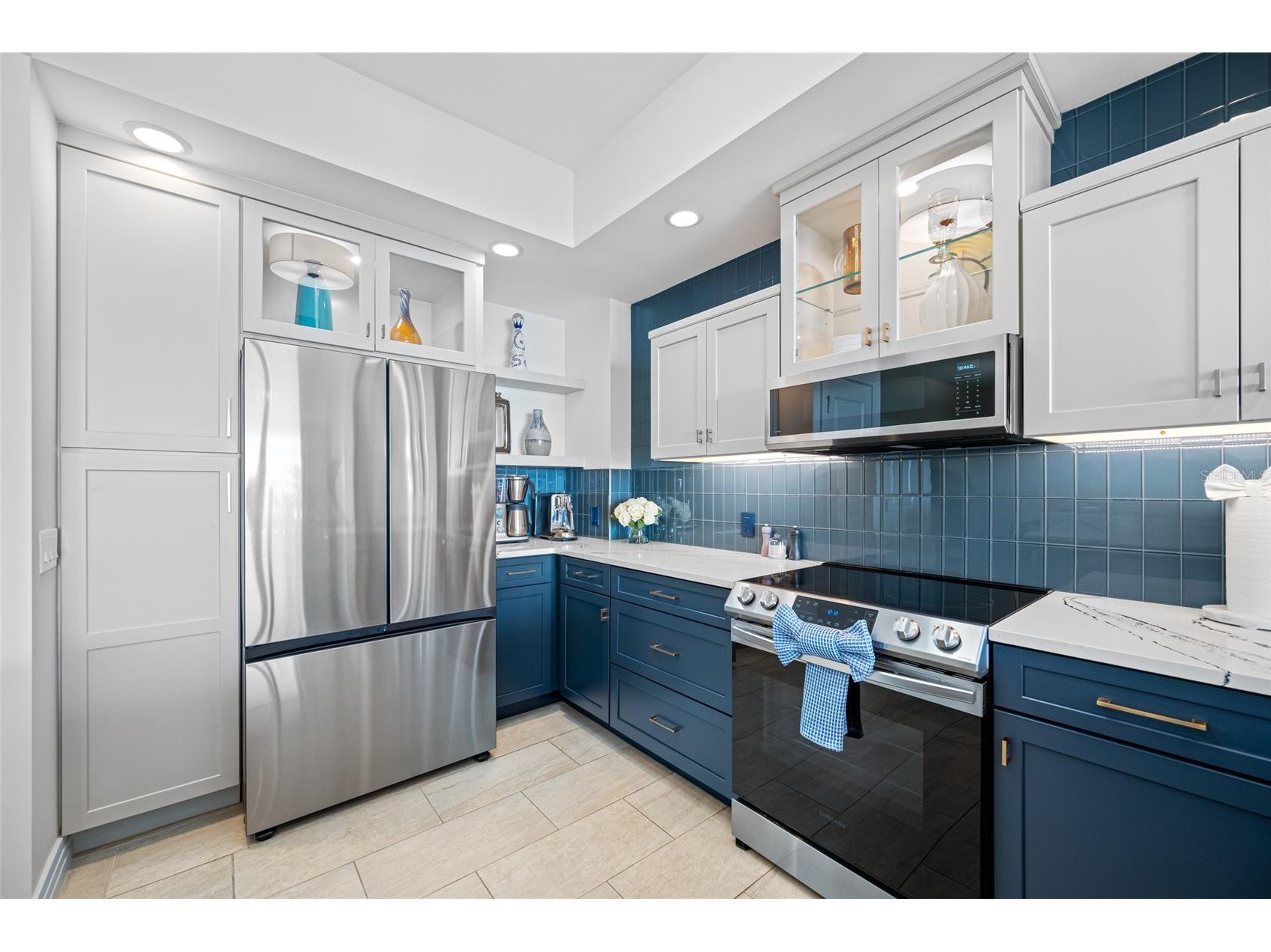 1325 Snell Isle Boulevard NE #810 Saint Petersburg FL 33704 TB8463384 image6