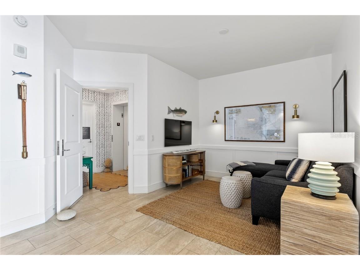 1325 Snell Isle Boulevard NE #911 Saint Petersburg FL 33704 TB8375706 image16