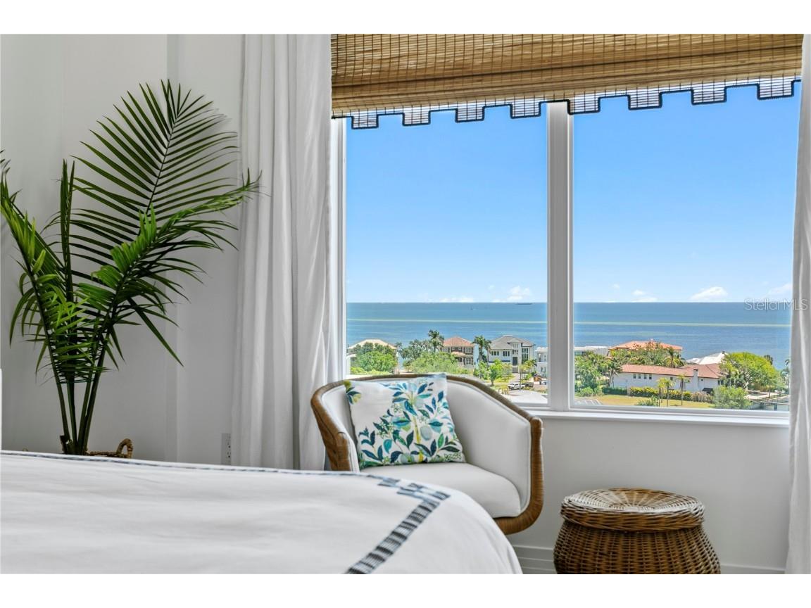 1325 Snell Isle Boulevard NE #911 Saint Petersburg FL 33704 TB8375706 image19