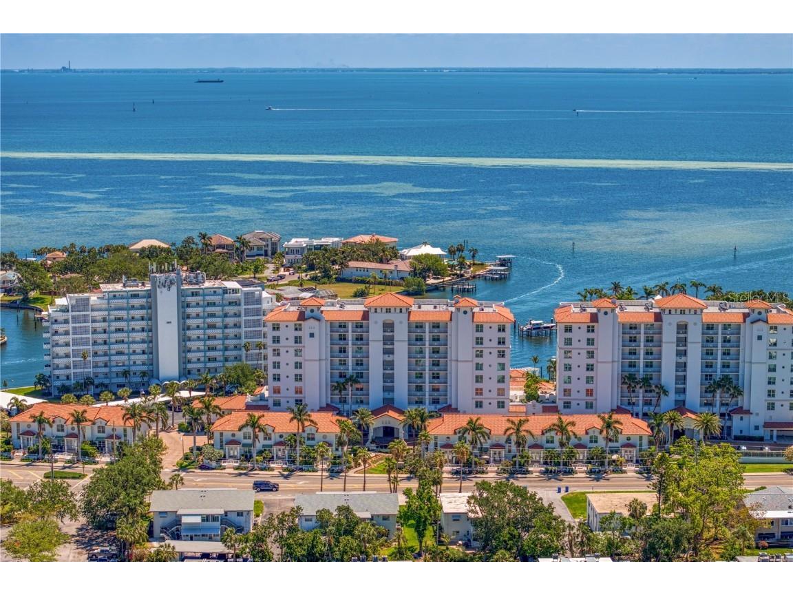 1325 Snell Isle Boulevard NE #911 Saint Petersburg FL 33704 TB8375706 image2
