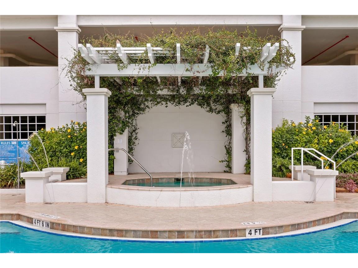 1325 Snell Isle Boulevard NE #911 Saint Petersburg FL 33704 TB8375706 image44