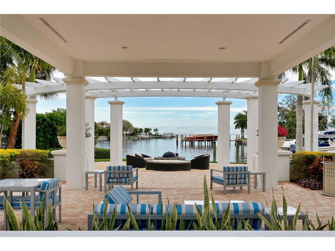 1325 Snell Isle Boulevard NE #911 Saint Petersburg FL 33704 TB8375706 image45