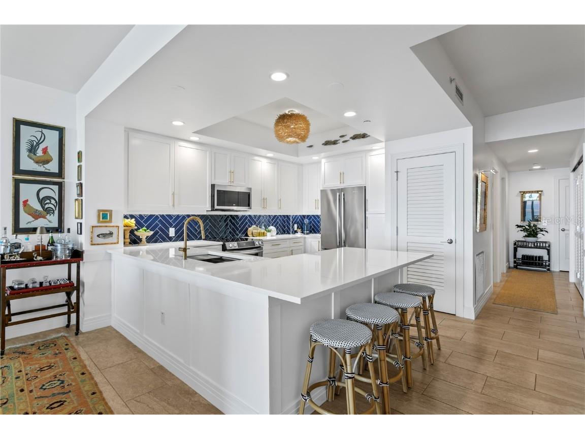 1325 Snell Isle Boulevard NE #911 Saint Petersburg FL 33704 TB8375706 image8