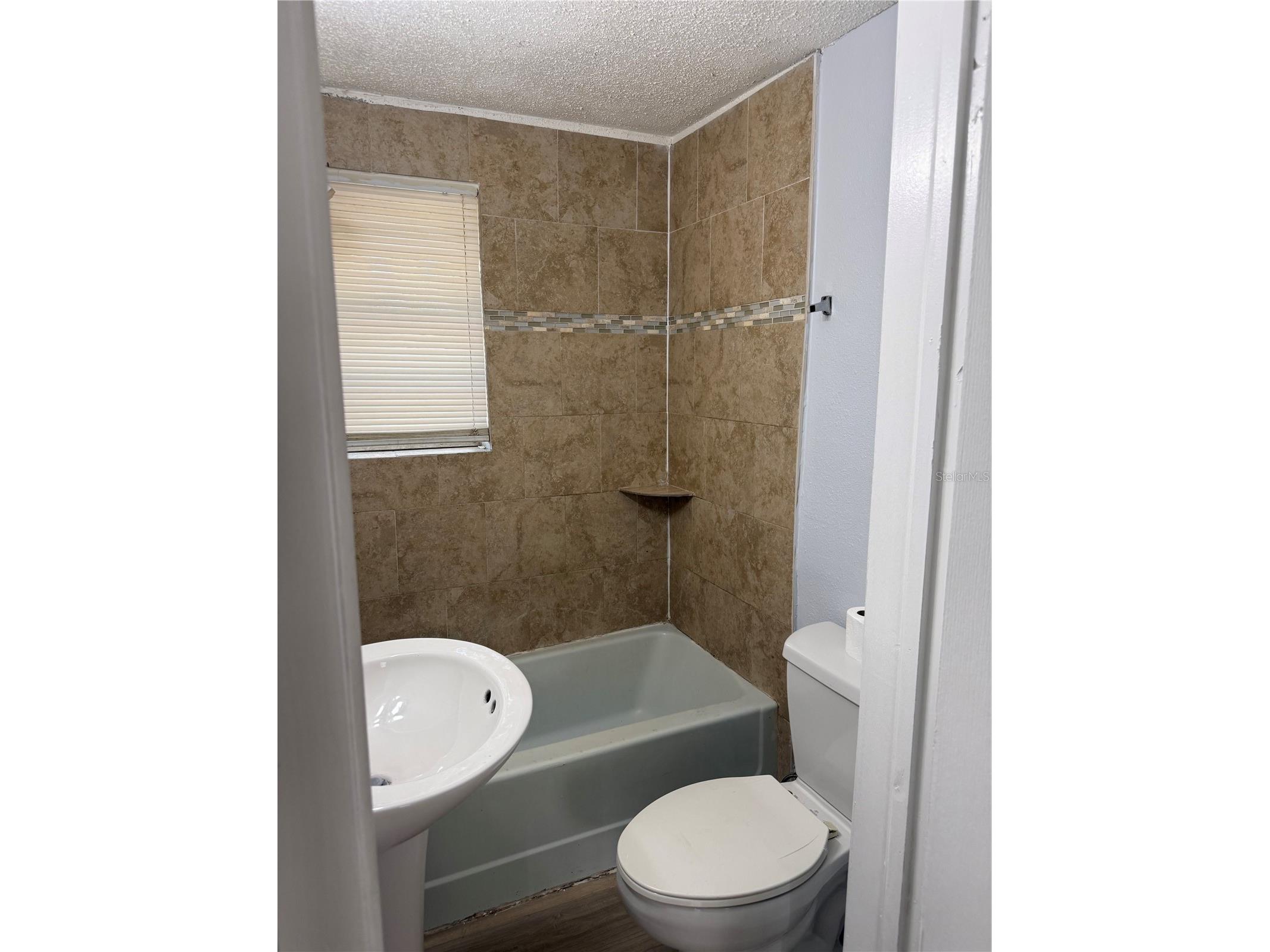 1325 W 25th Street Jacksonville FL 32209 OM718811 image2