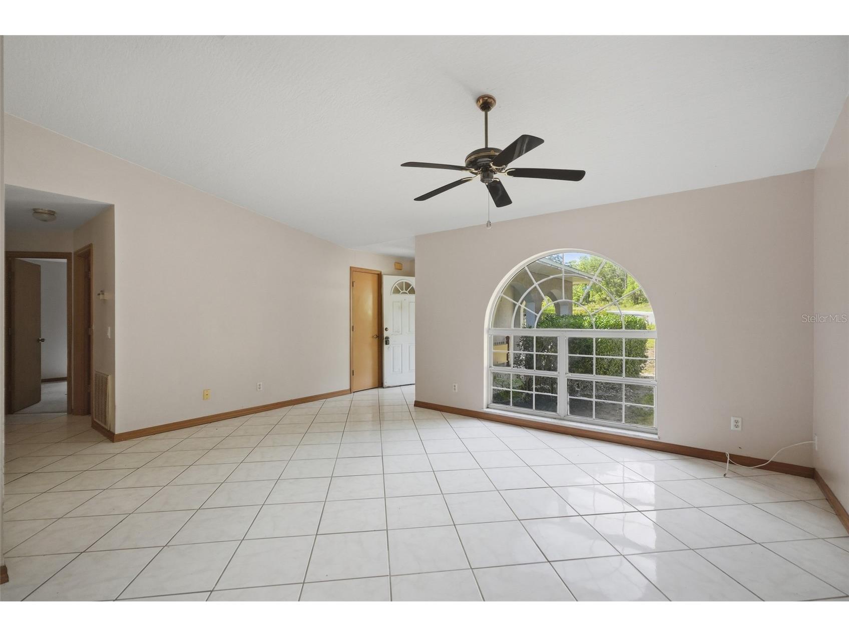 1325 W Sorrento Drive Citrus Springs FL 34434 W7887637 image7