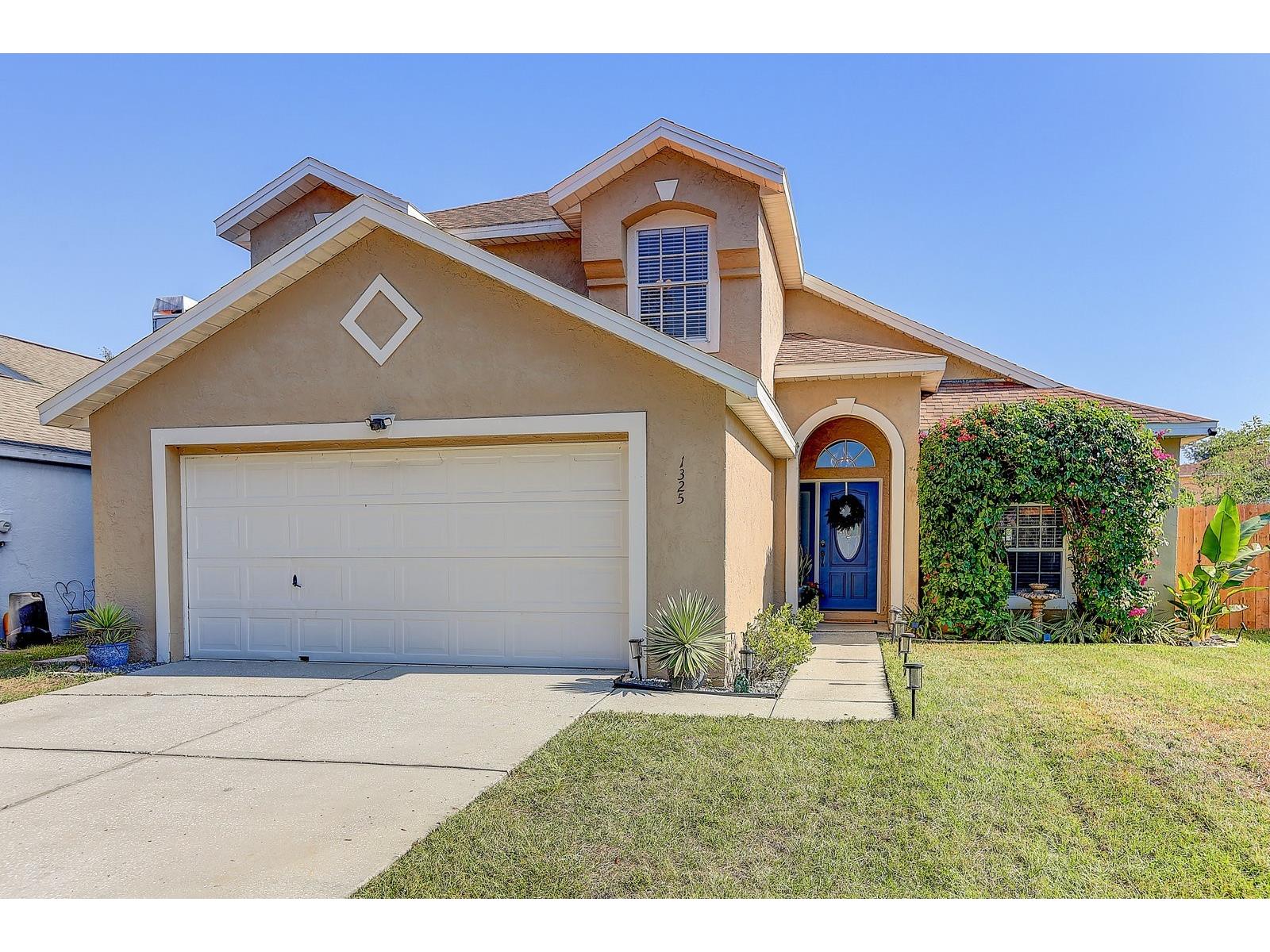 1325 Windjammer Place Valrico FL 33594 TB8446504 image1