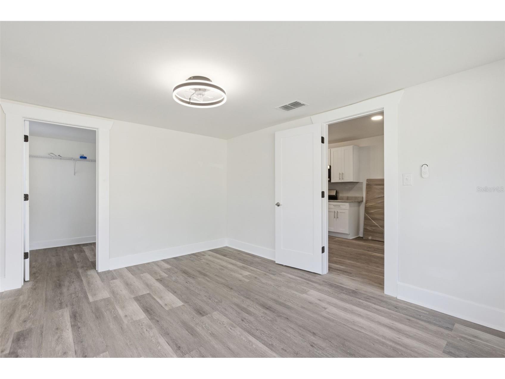 1326 13th Avenue S Saint Petersburg FL 33705 TB8459519 image16