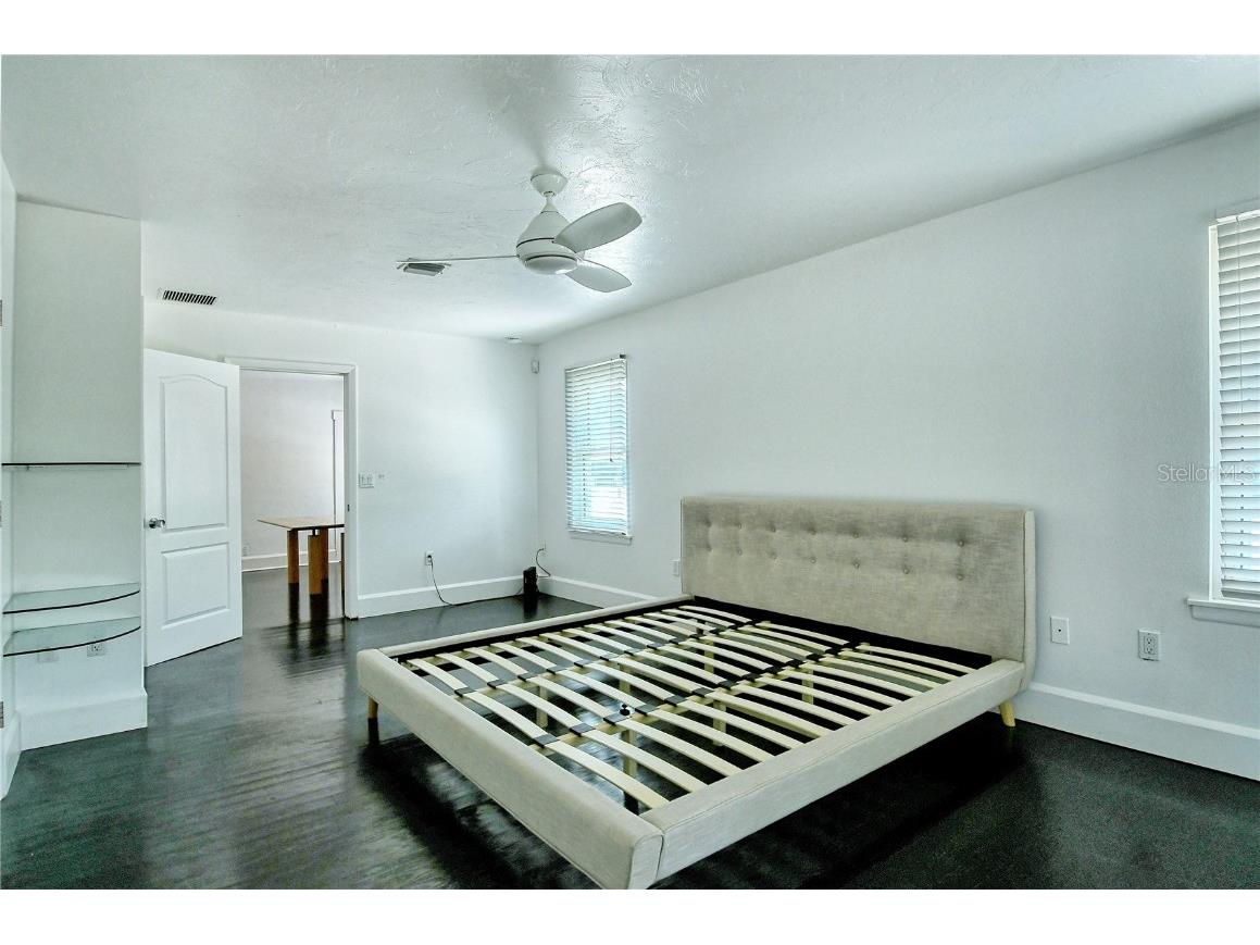 1326 17th Street Sarasota FL 34234 A4669038 image11