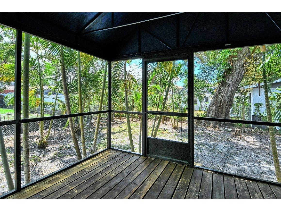 1326 17th Street Sarasota FL 34234 A4669038 image15