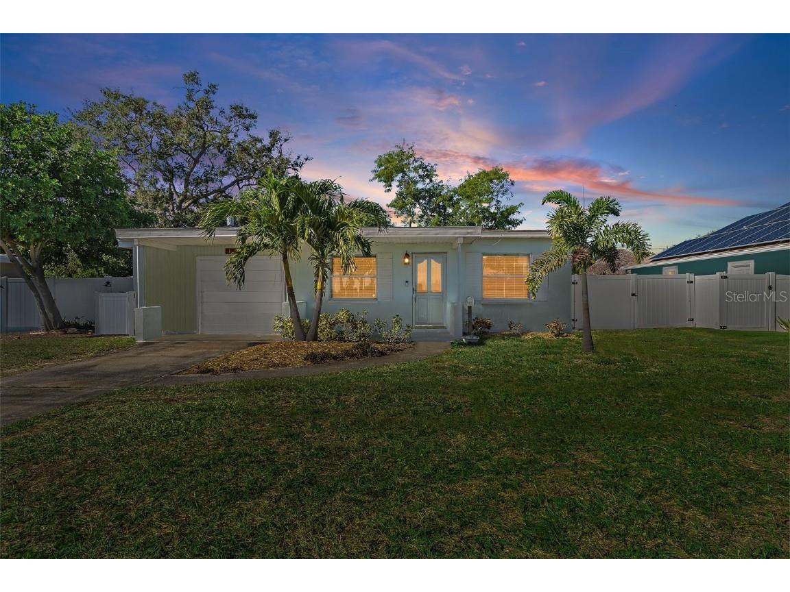 1326 74th Street N Saint Petersburg FL 33710 U8223456 image1