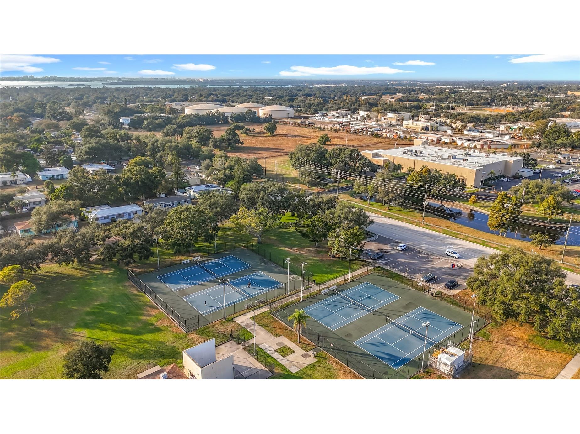 1326 74th Street N Saint Petersburg FL 33710 TB8451665 image71