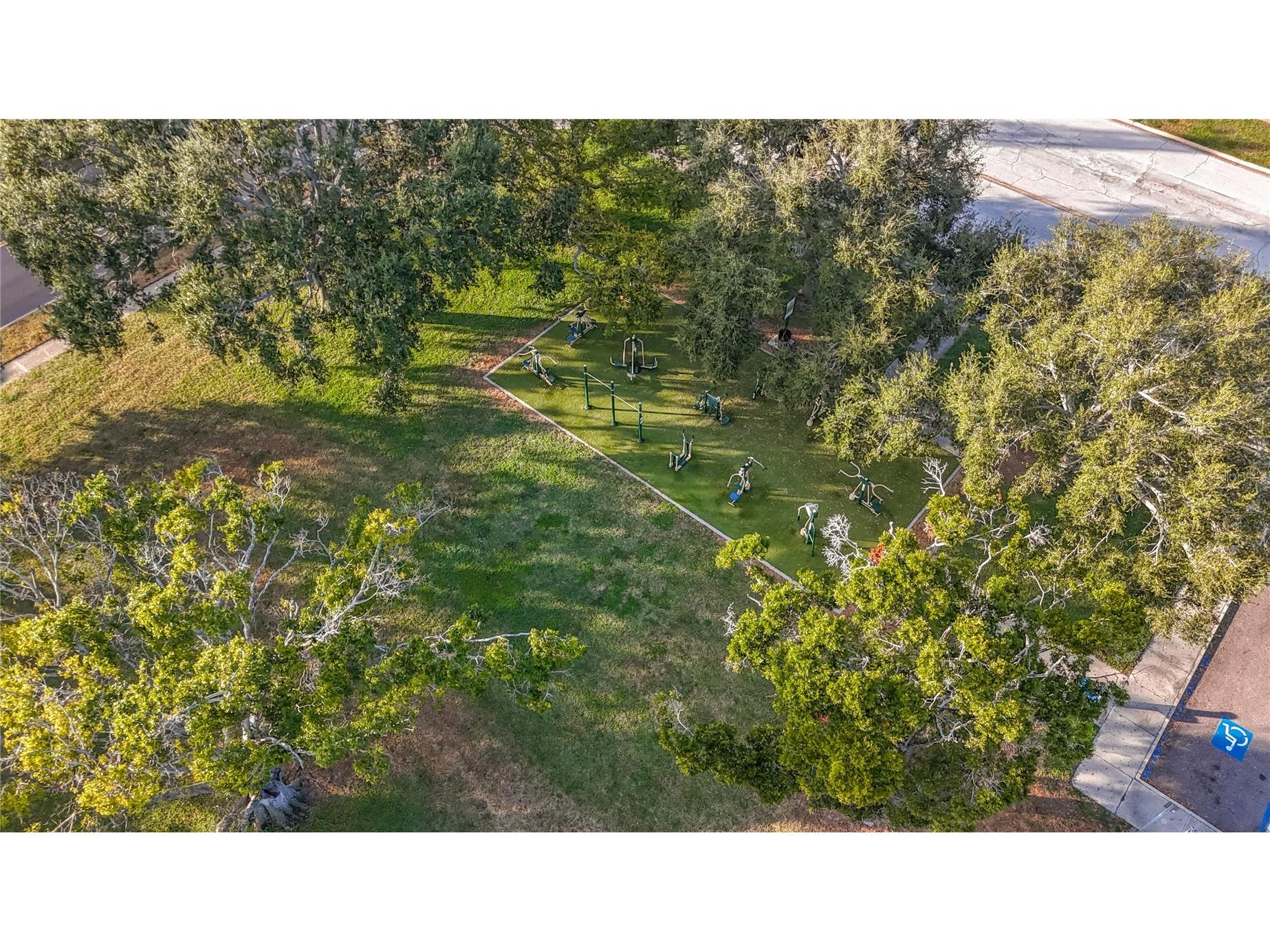 1326 74th Street N Saint Petersburg FL 33710 TB8451665 image72